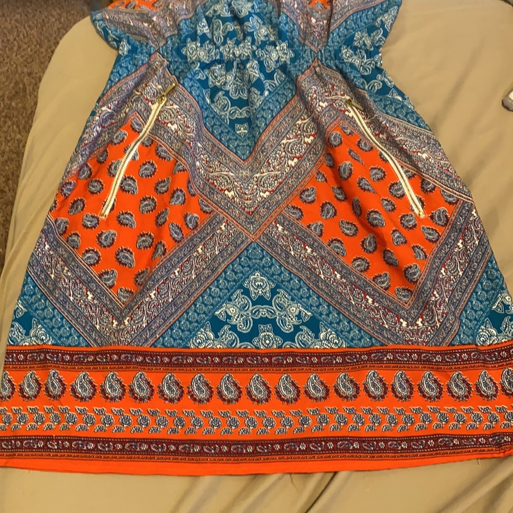 Colorful Dress - With Pockets! - Picture 2 of 3